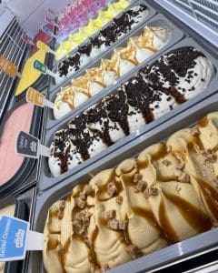 Ice cream shop selecetion